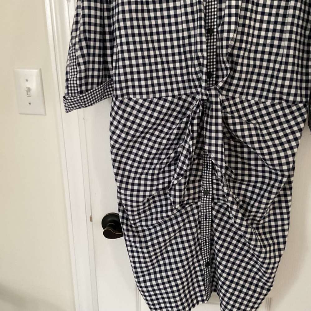 Dress - Picture 4 of 4
